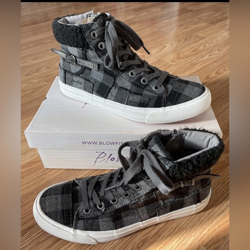 Blowfish Charcoal Plaid High-Top Sneakers Style: Memphis, Size 10